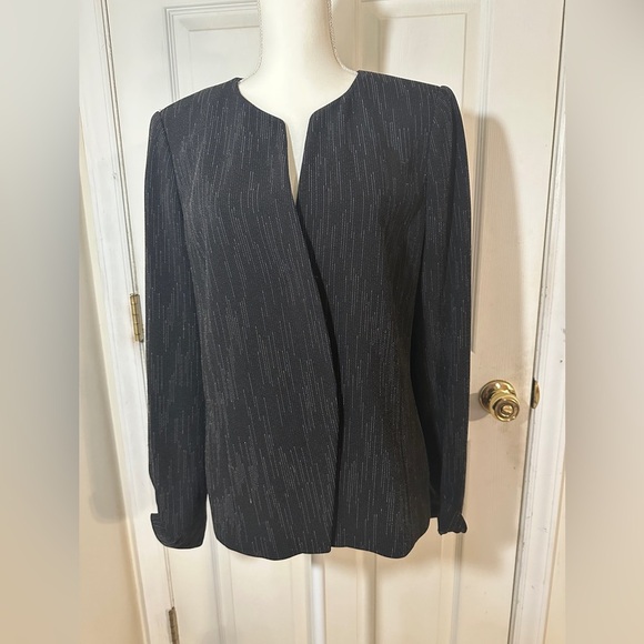 Ellen Tracy button blazer in black size 12. - Picture 1 of 7